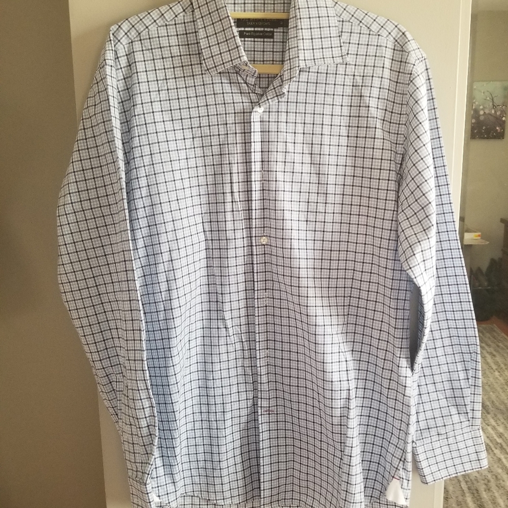 Men's Dress Button-Up Shirt - Size M - Picture 2 of 5